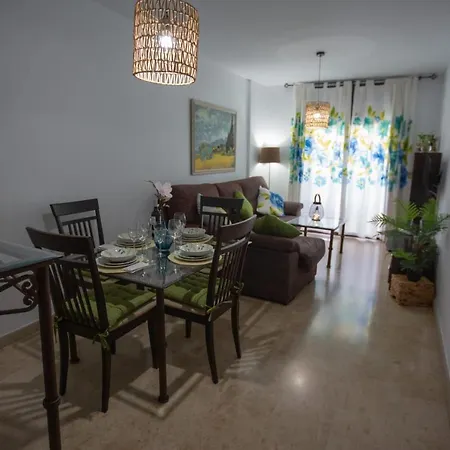 Piso Con Solarium Calahorra Con Solera Parking Privado Gratis