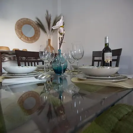 Piso Con Solarium Calahorra Con Solera Parking Privado Gratis Apartment *